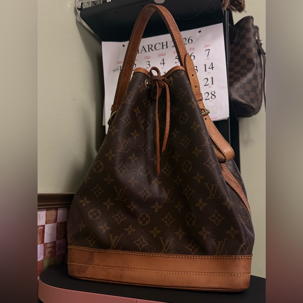 Louis Vuitton Brown Monogram Drawstring Bucket Bag with Tan Trim